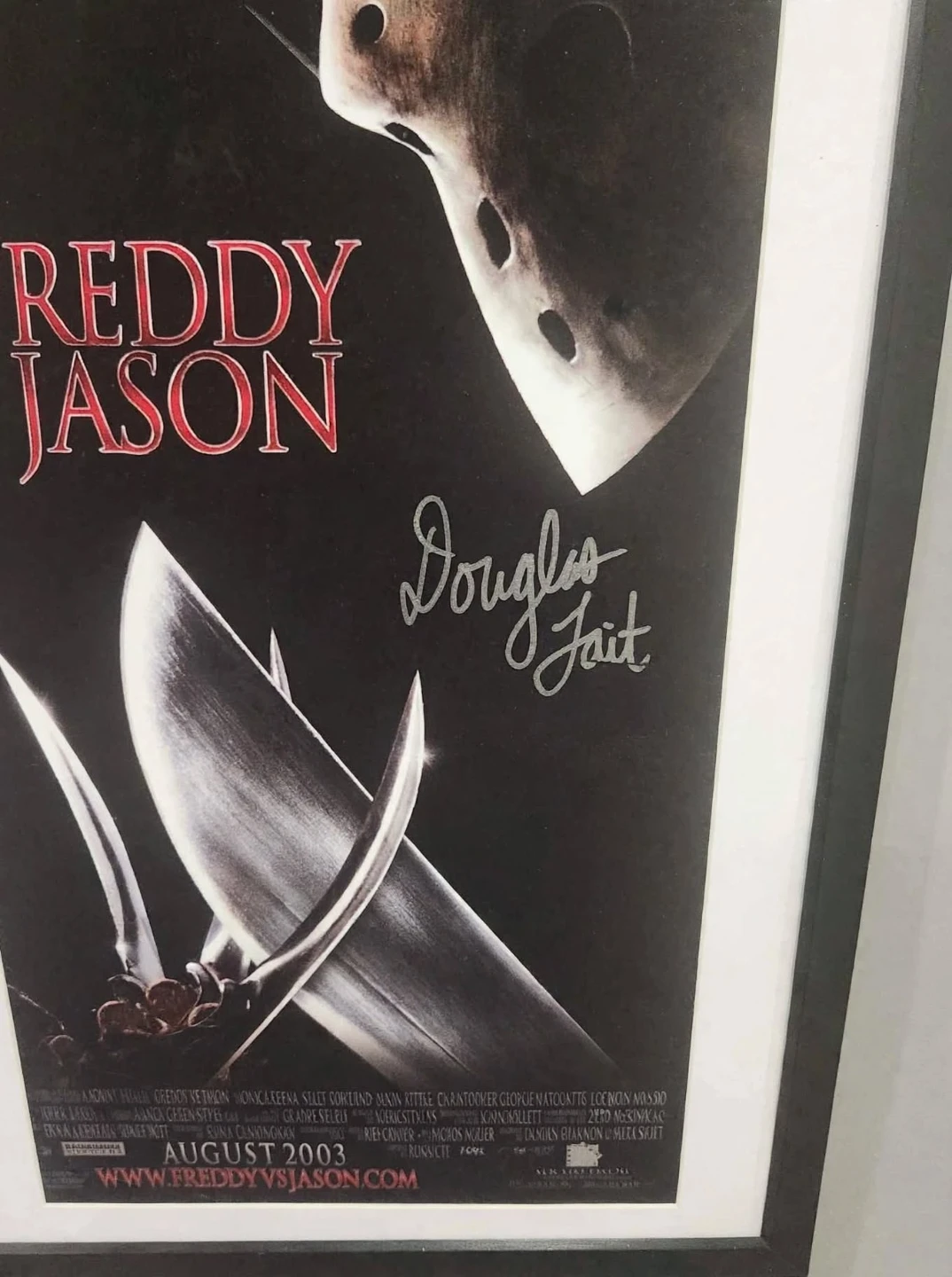 Framed Autographed Freddy vs. Jason Movie Poster - photo 5