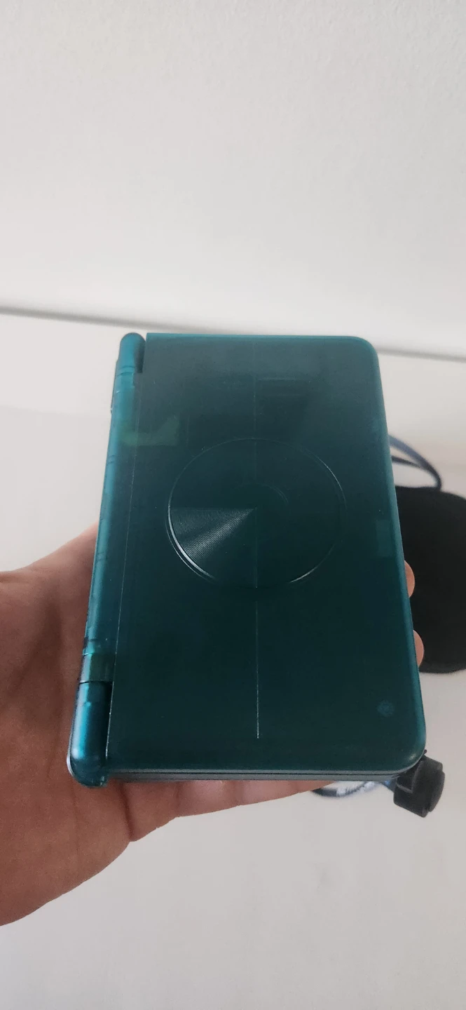 Retroid Pocket Flip 2 gaming console - photo 3
