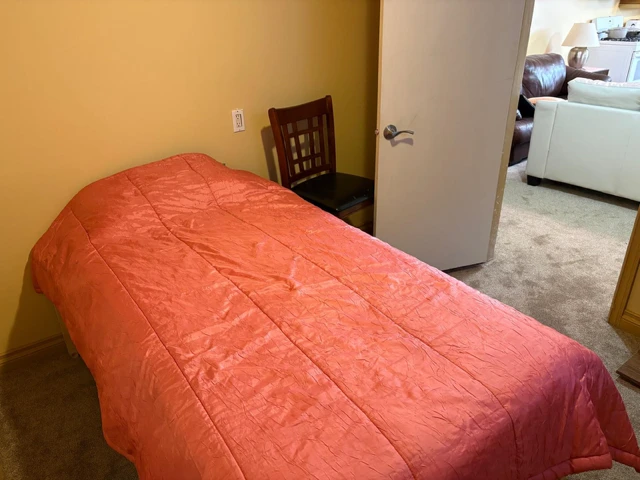 2 Bedroom Basement For Rent - photo 3