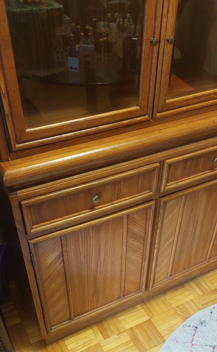 Oak China Cabinet - photo 2