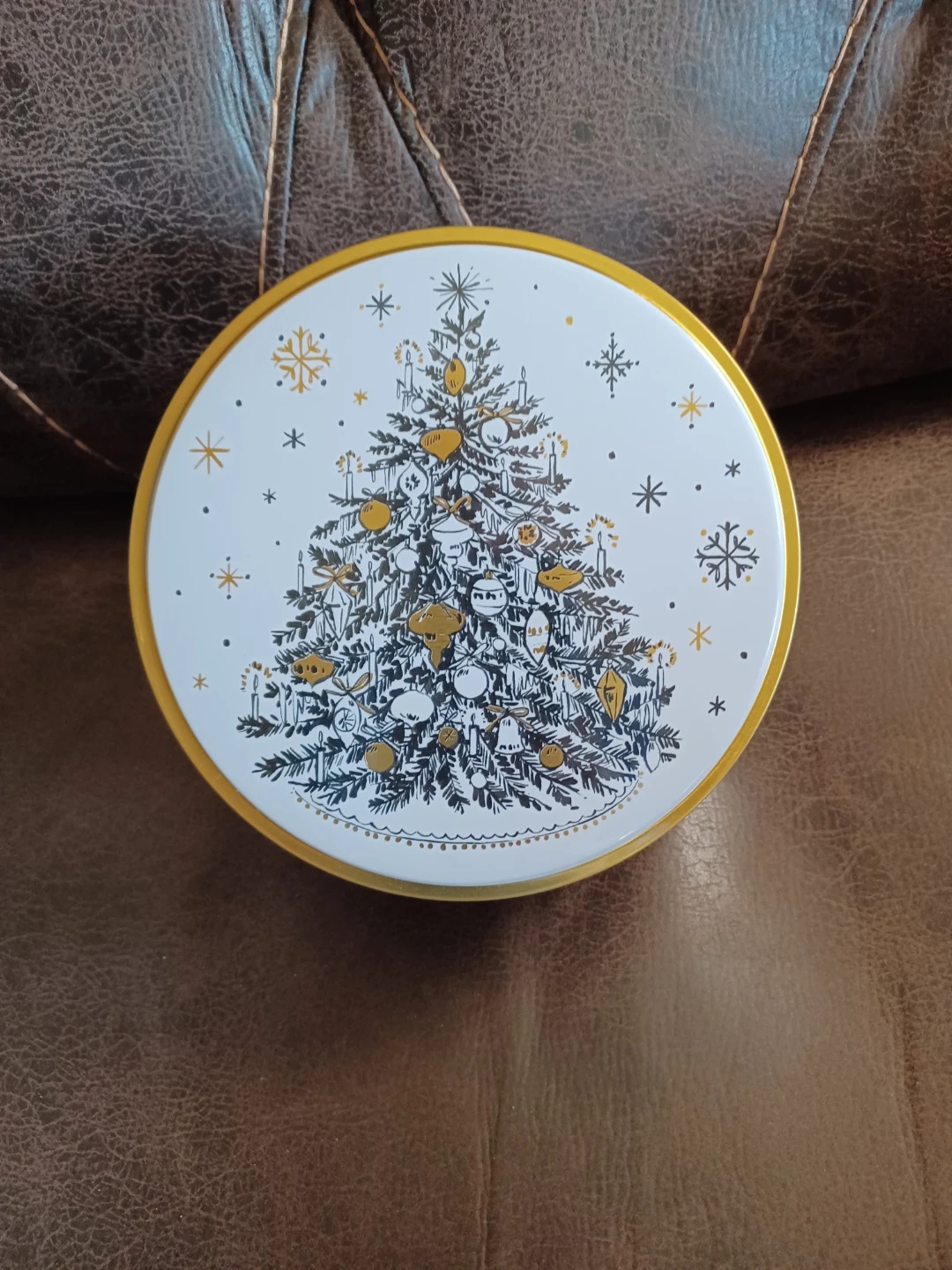 Christmas Tree Decorative Tin