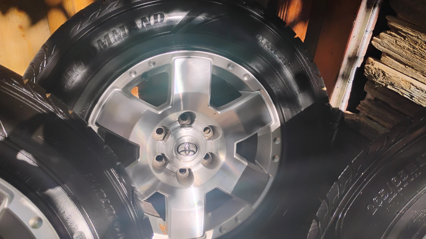 Set of Winter Tires On Rims - photo 4