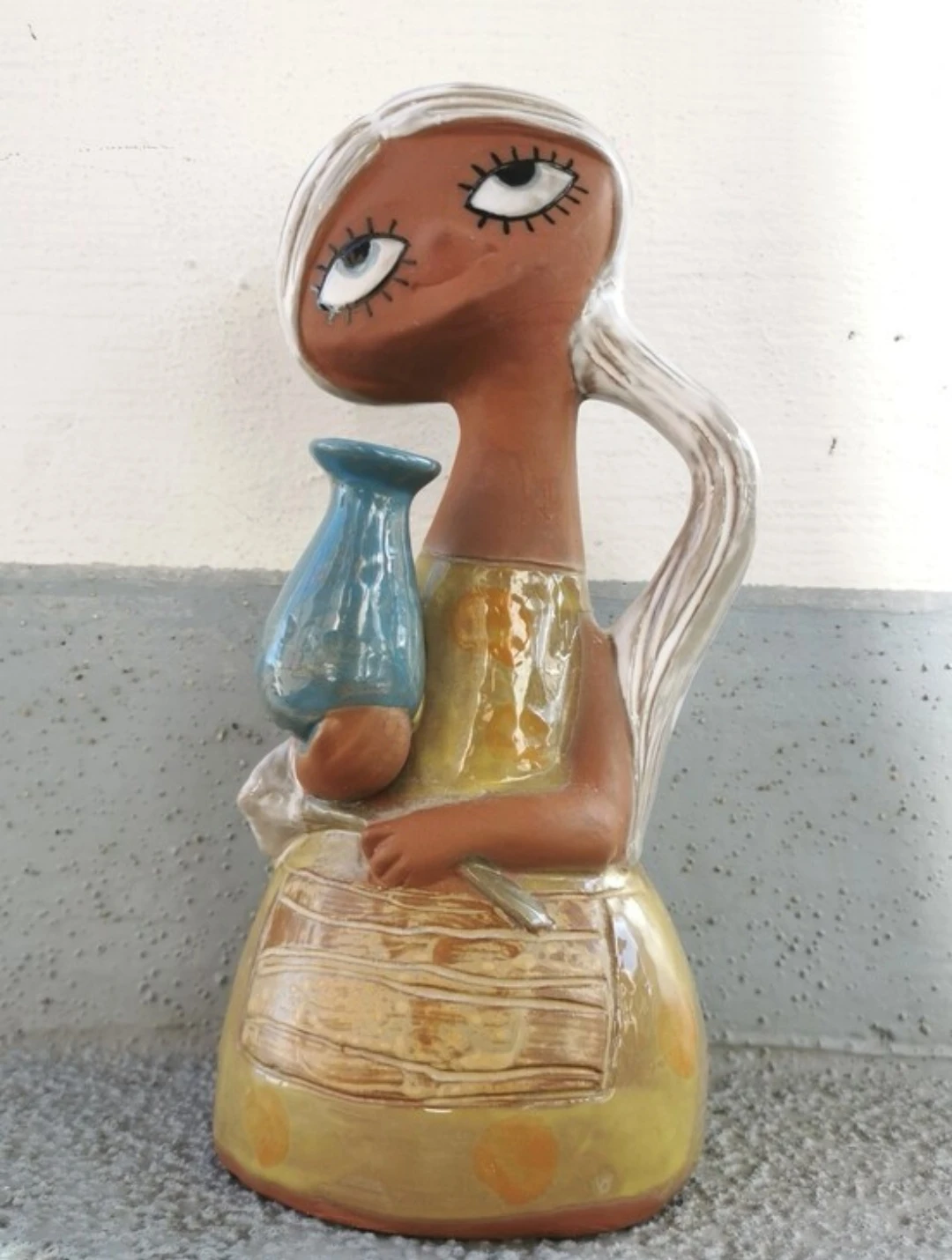 Vintage Big Eye Girl Ceramic Figurine Bud Vase Handle Japan - photo 2