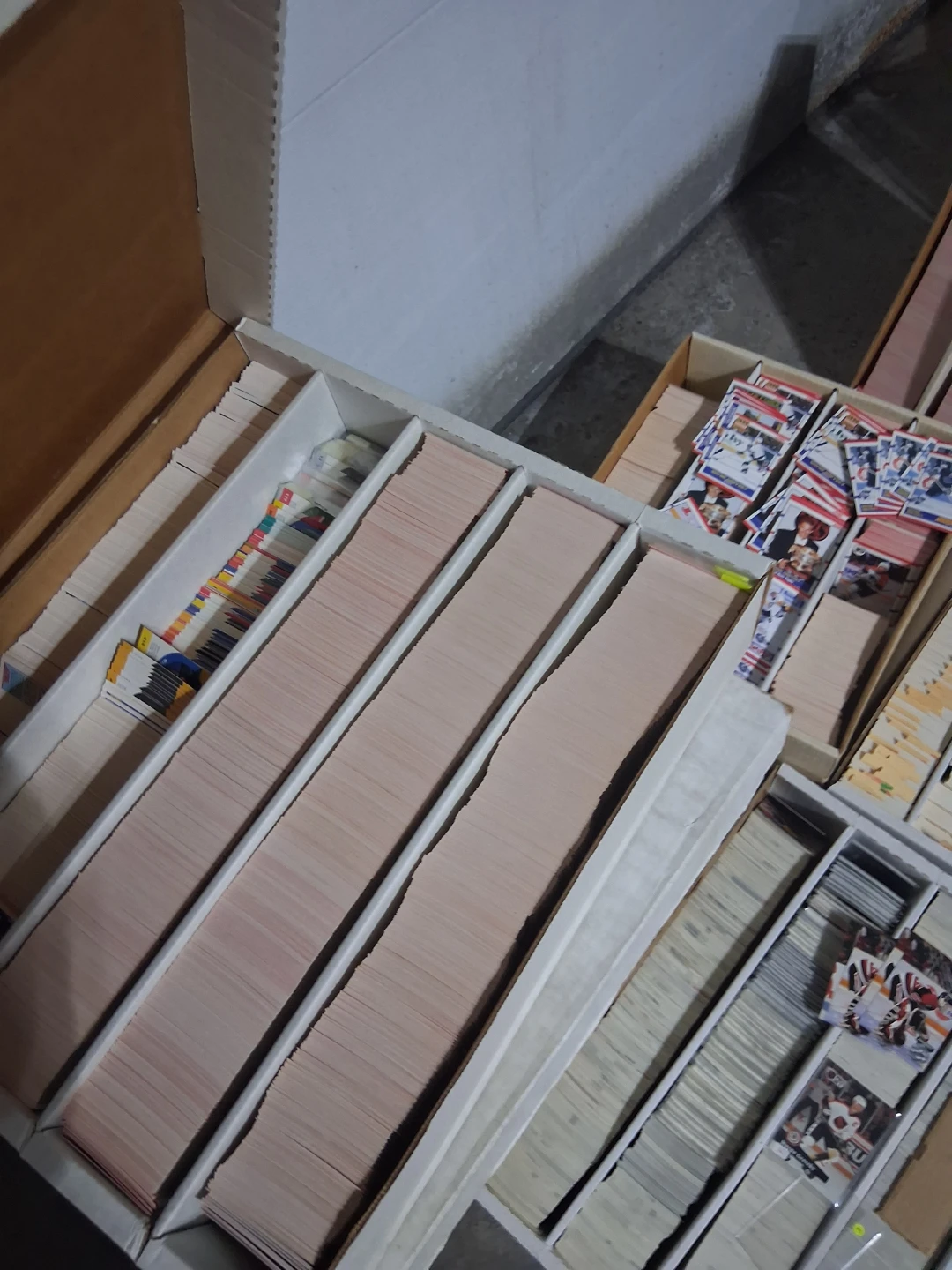 Massive load of hockey cards - photo 5