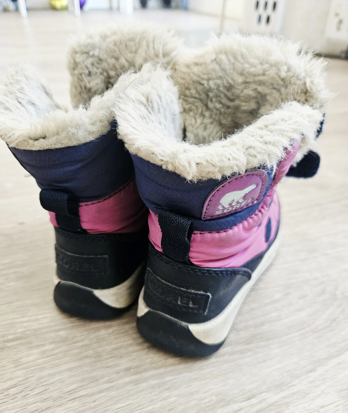 Sorel Winter Boots Pink and Navy - photo 2