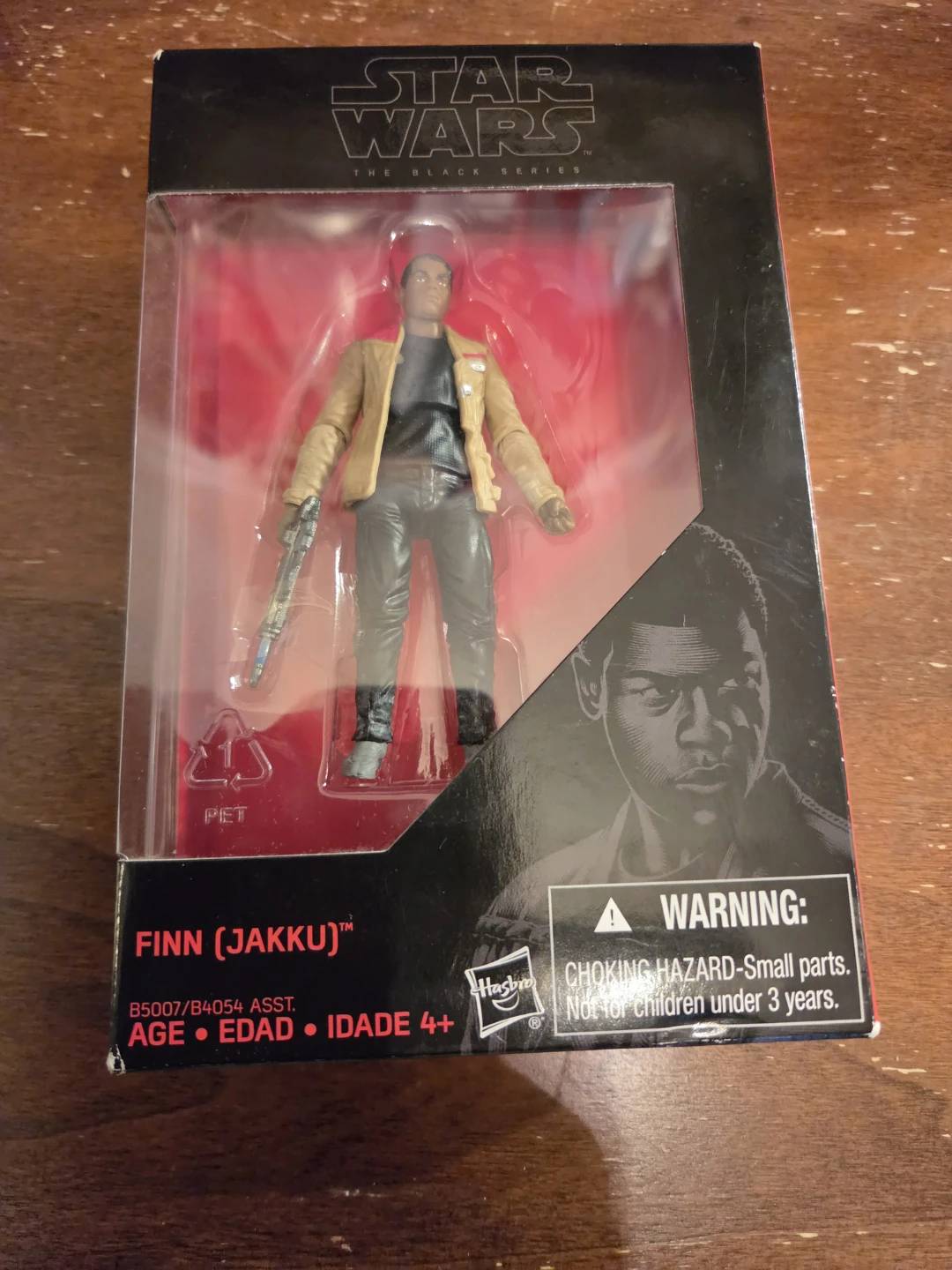 Star Wars The Black Series Finn (Jakku) Action Figure