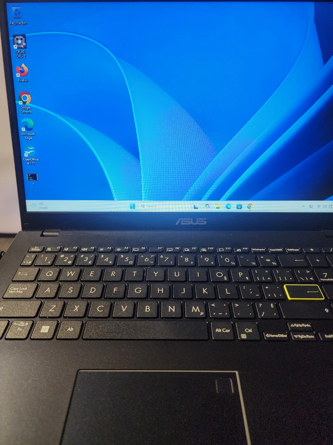 ASUS VivoBook E510MA Laptop