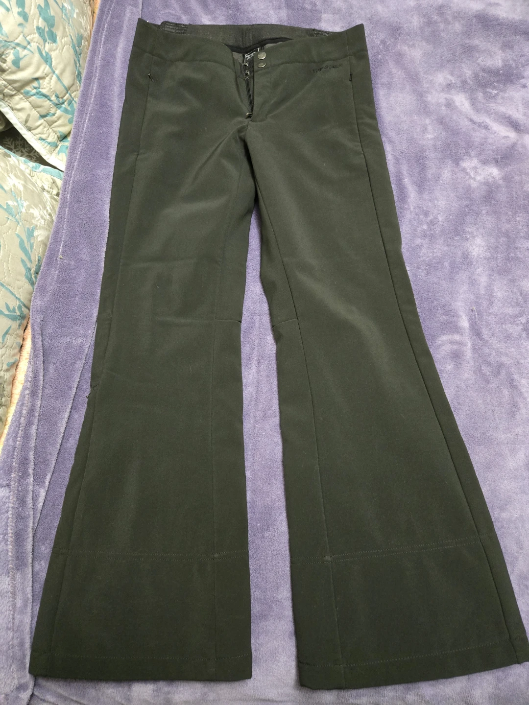 Snow pants size medium