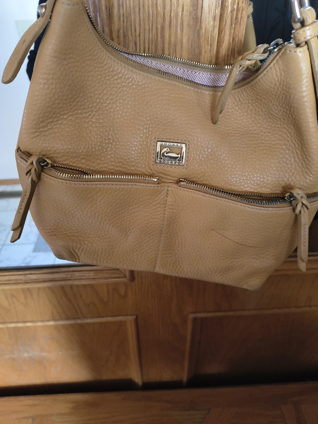 Dooney & Bourke Tan Leather Hobo Bag - photo 4