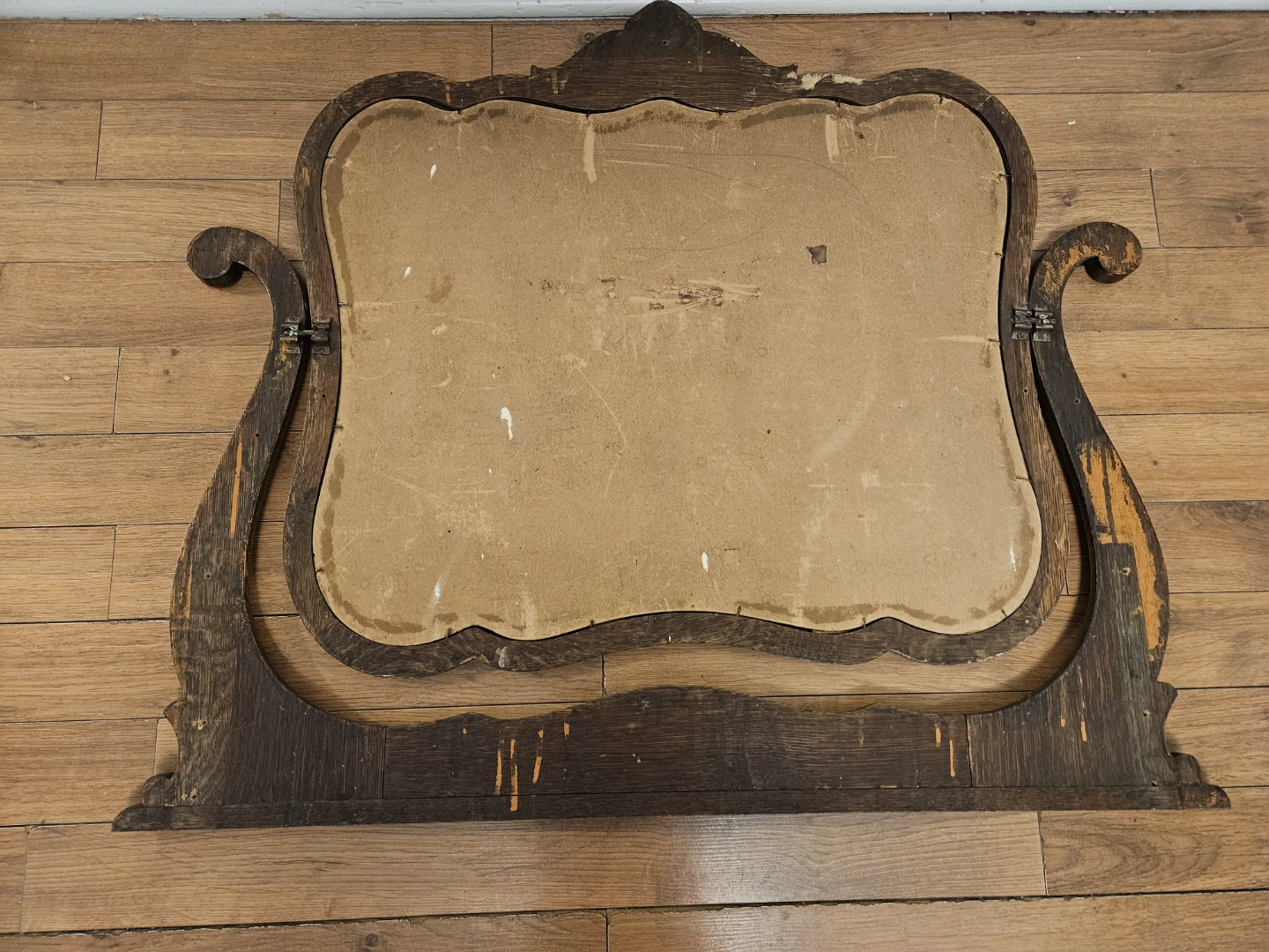 Old dresser mirror - photo 2