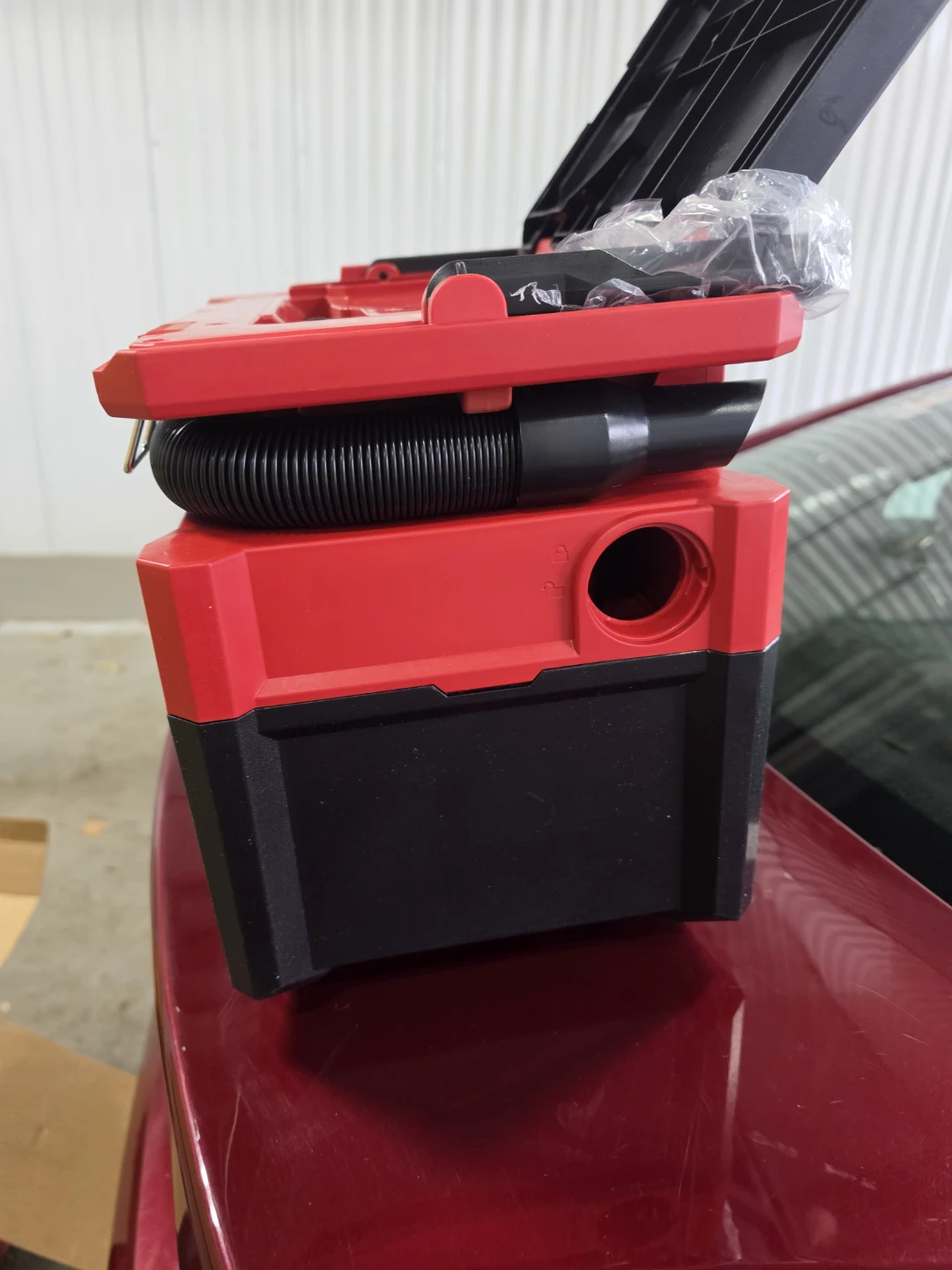 Milwaukee Packout 2.5 Gallon Wet/Dry Vacuum - photo 4