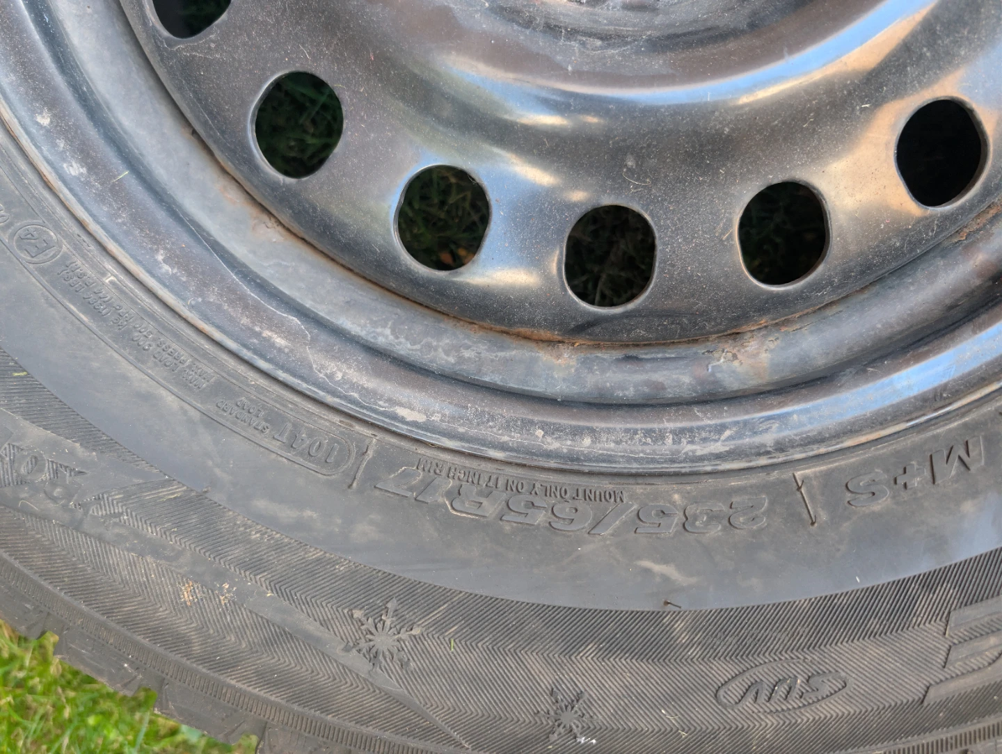 Starfire SUV Tires on Rims 235/65R17 - photo 5