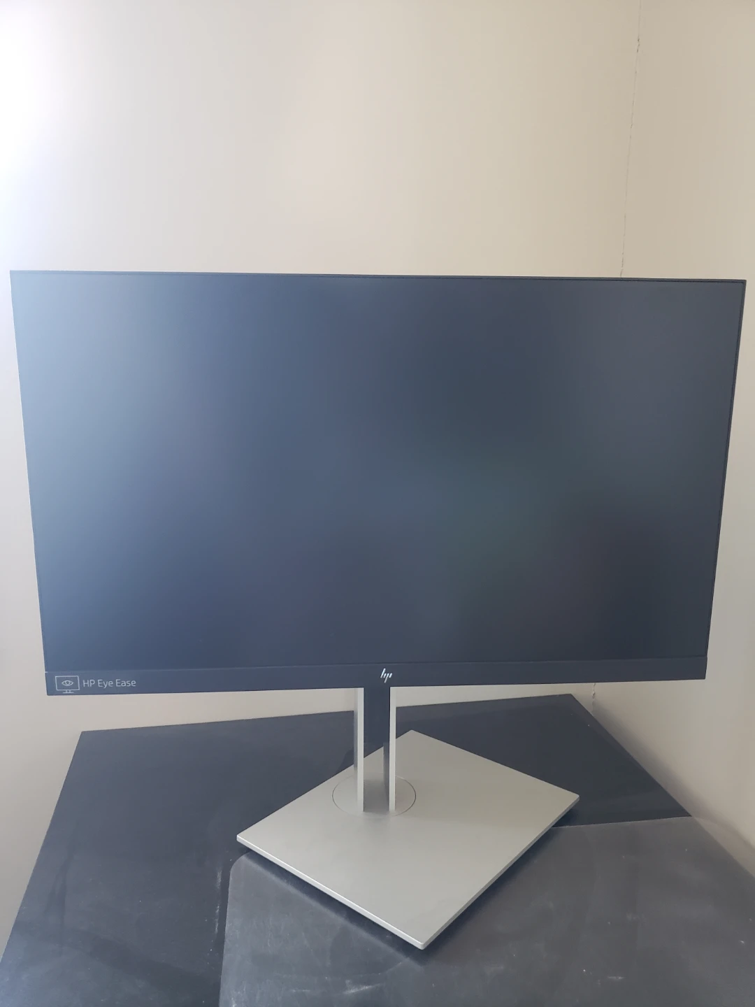 HP Eye Ease Computer Monitor - photo 2