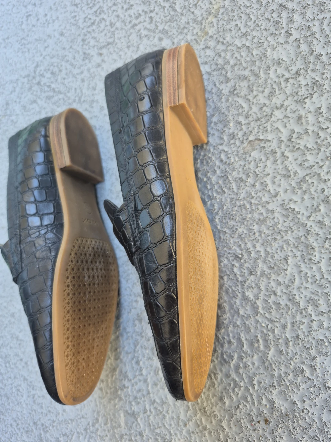 Geox Respira Black Croc-Embossed Loafers - photo 4