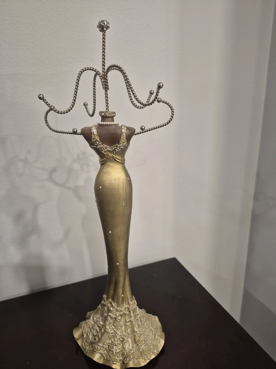 Mannequin-Style Jewellery Stand - photo 3