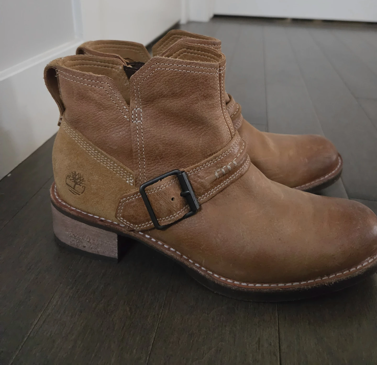 Timberland Brown Leather Ankle Boots – US Size 7.5 - photo 2