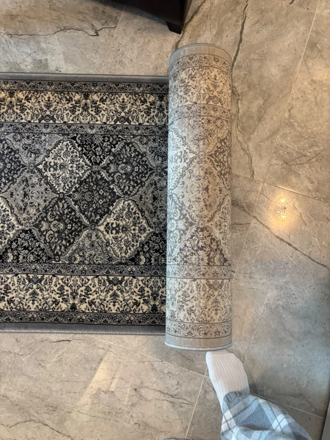 Grey and black Turkish /Persian Rug. - photo 3