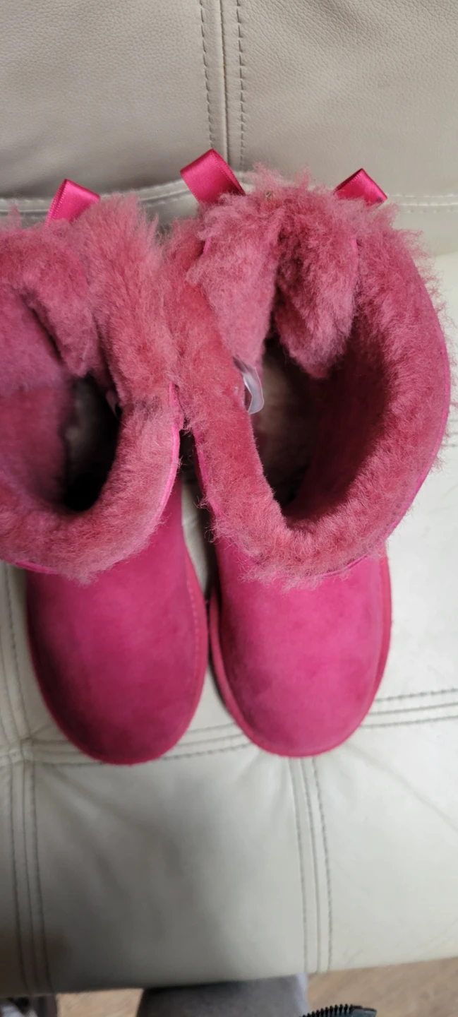 UGG Pink Bailey Bow Boots sz 3girls like new - photo 2