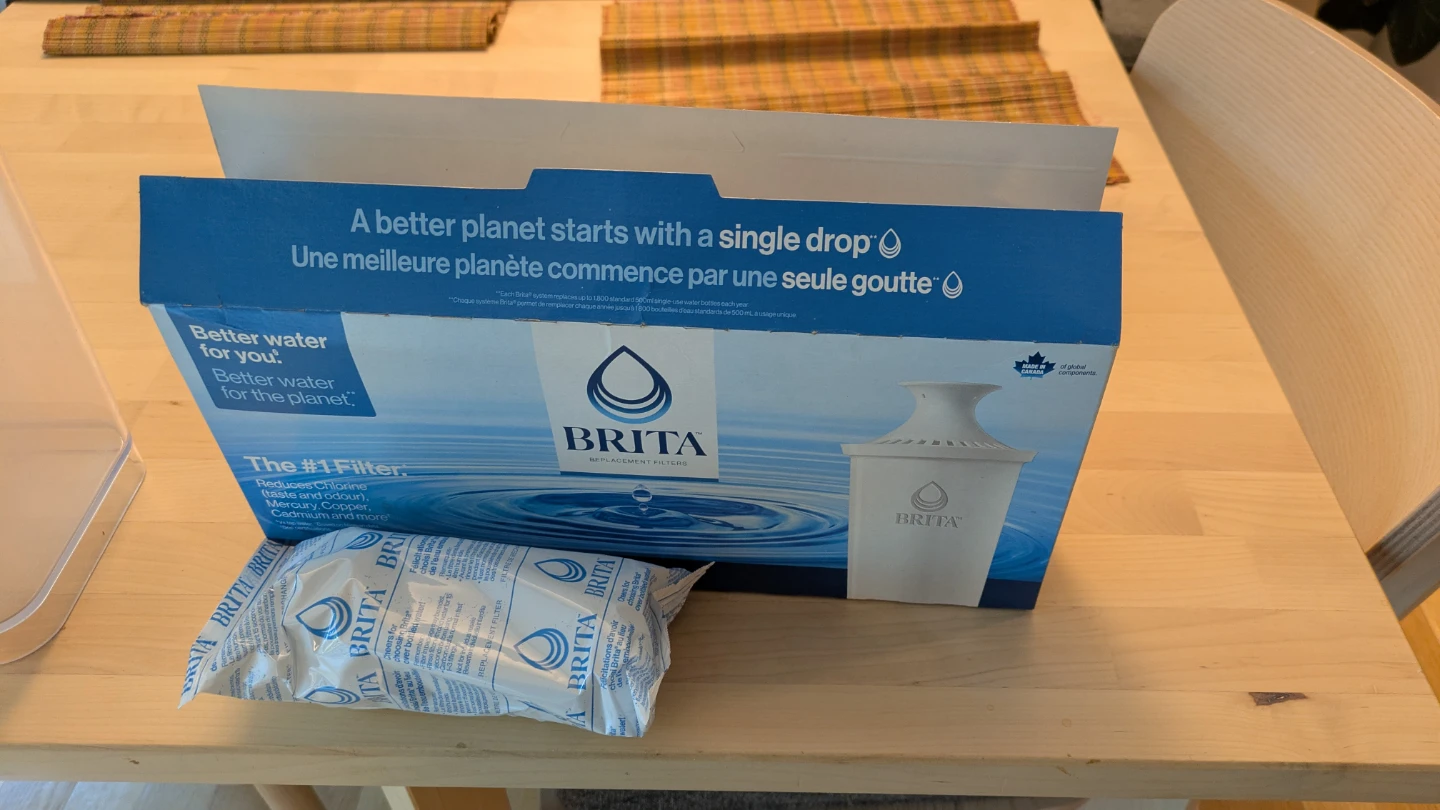 Brita Water Filter Dispenser with New Filters - photo 5