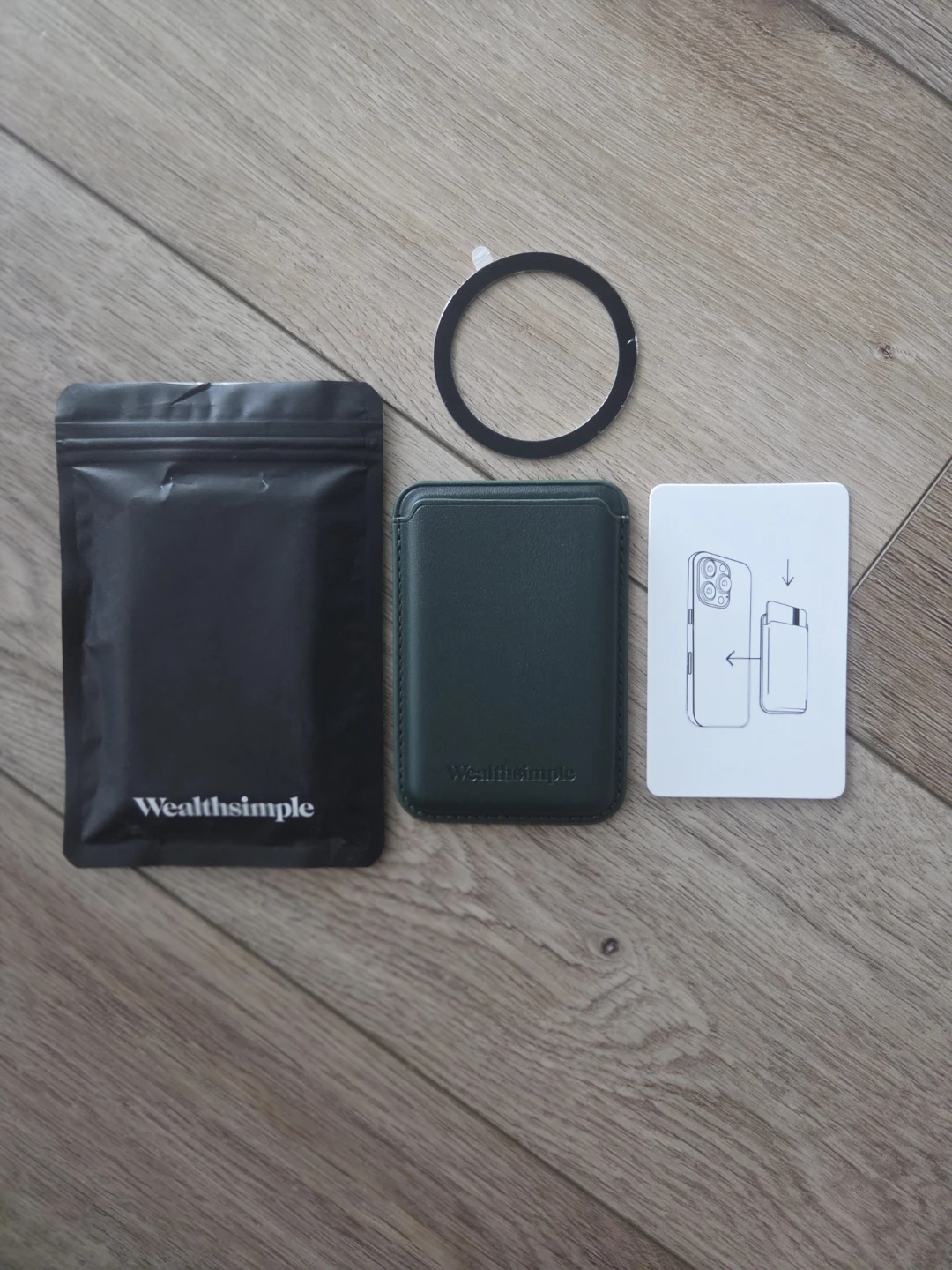 Wealthsimple Magnetic Card Wallet for iPhone 17