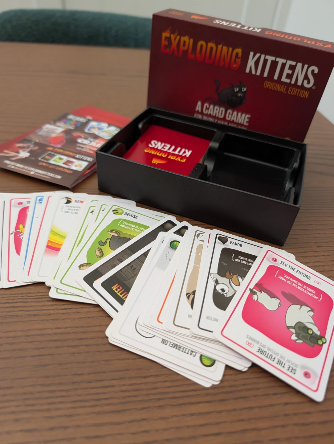 Board Games: Risk, Friends Trivia, and More - photo 4