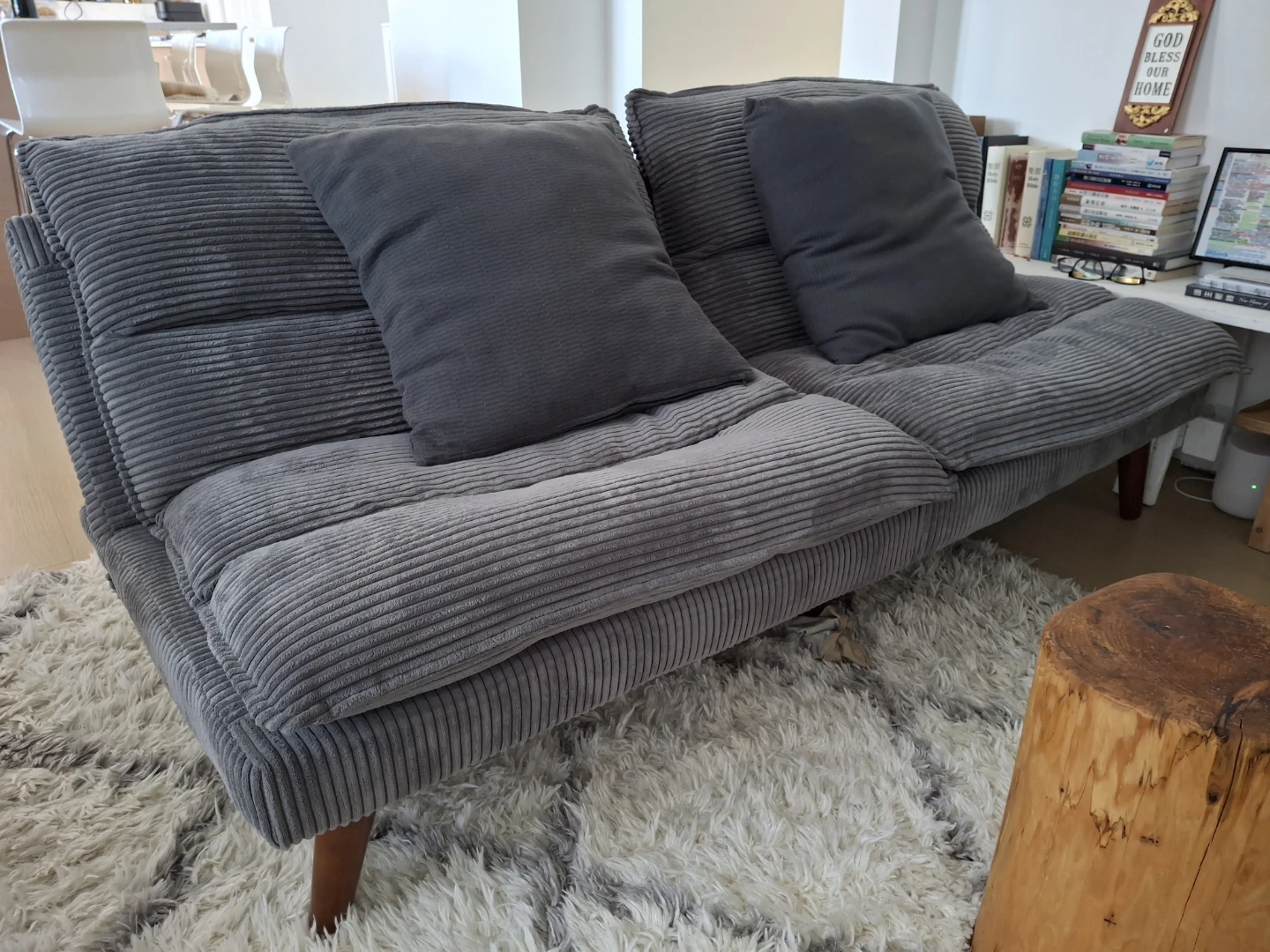 Grey corduroy two-seater sofa - photo 2