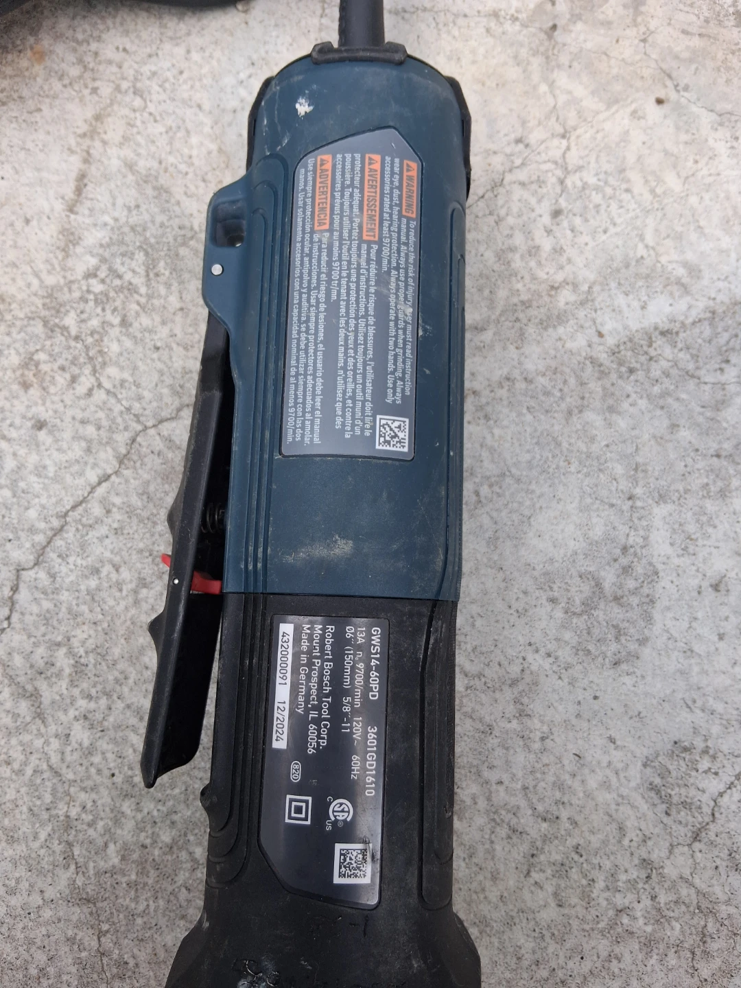 Bosch GWS14-60PD Angle Grinder - photo 2