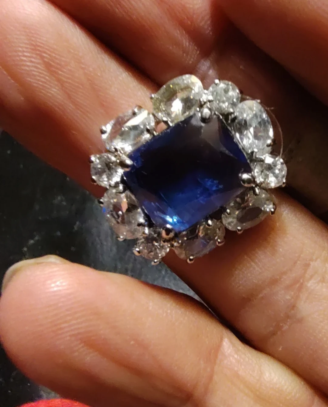 Carolee blue stone stud earrings - photo 4