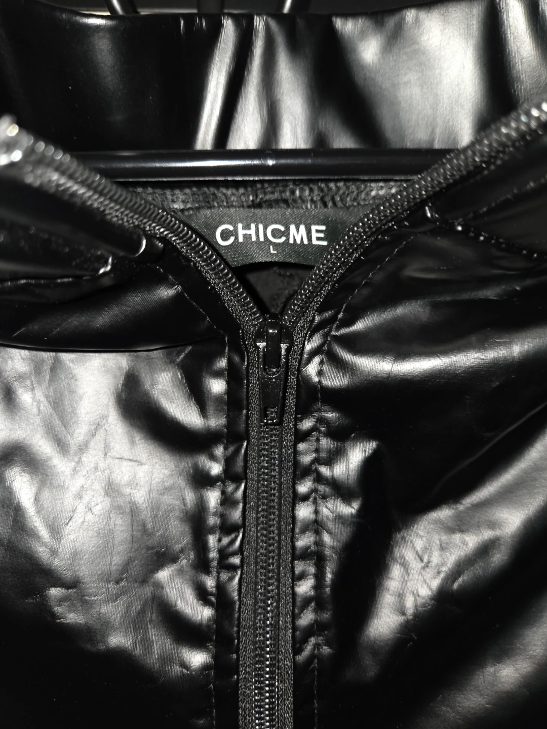 Chicme Faux-Leather Cut-Out W/ Rings in a Ladies L - photo 2