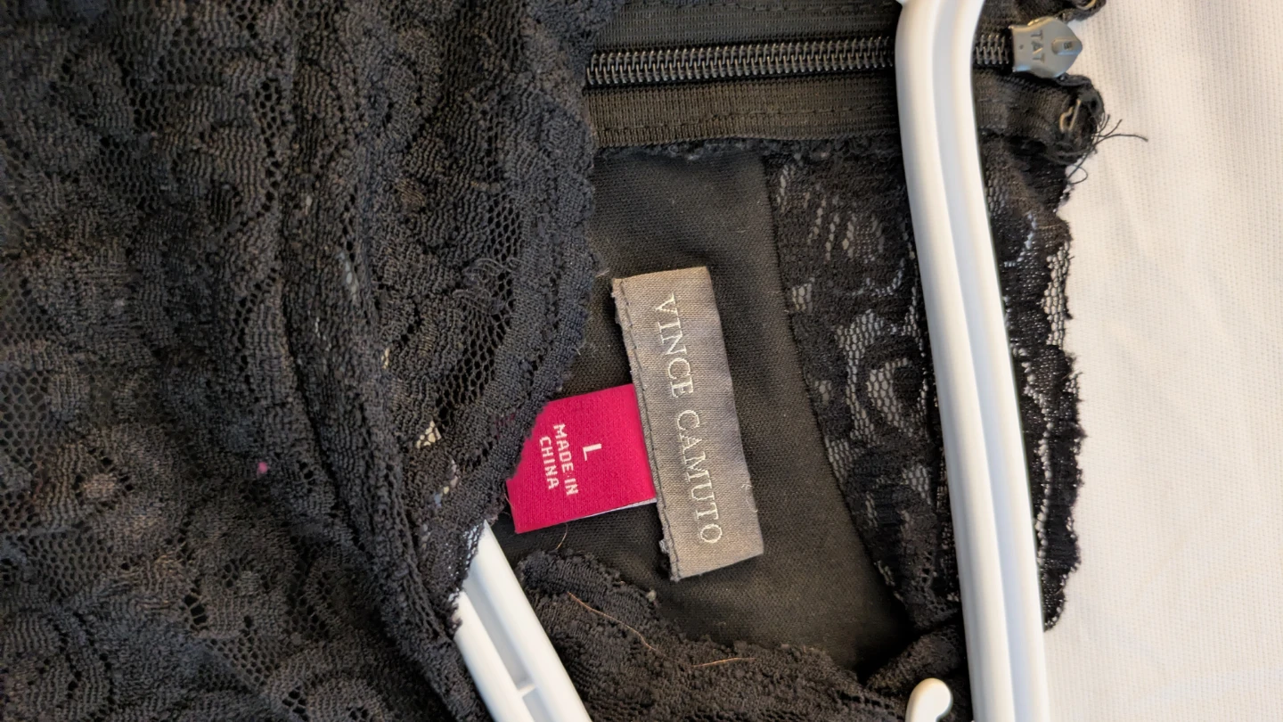 Vince Camuto Black Lace Top - photo 2