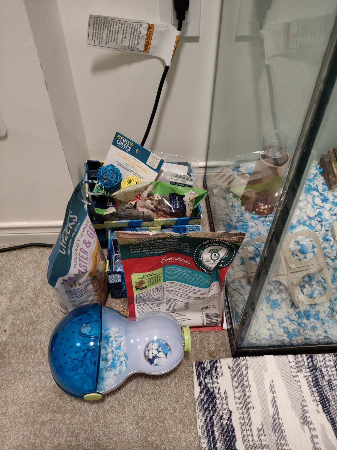 Large Hamster Tank Enclosure with Supplies - photo 2