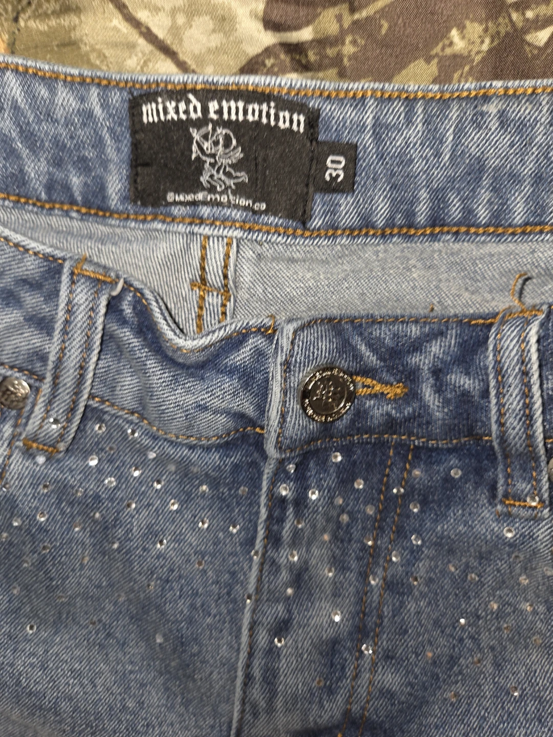 Mixed Emotion 'ME' Rhinestone Denim Shorts in a Men's W30 - photo 3