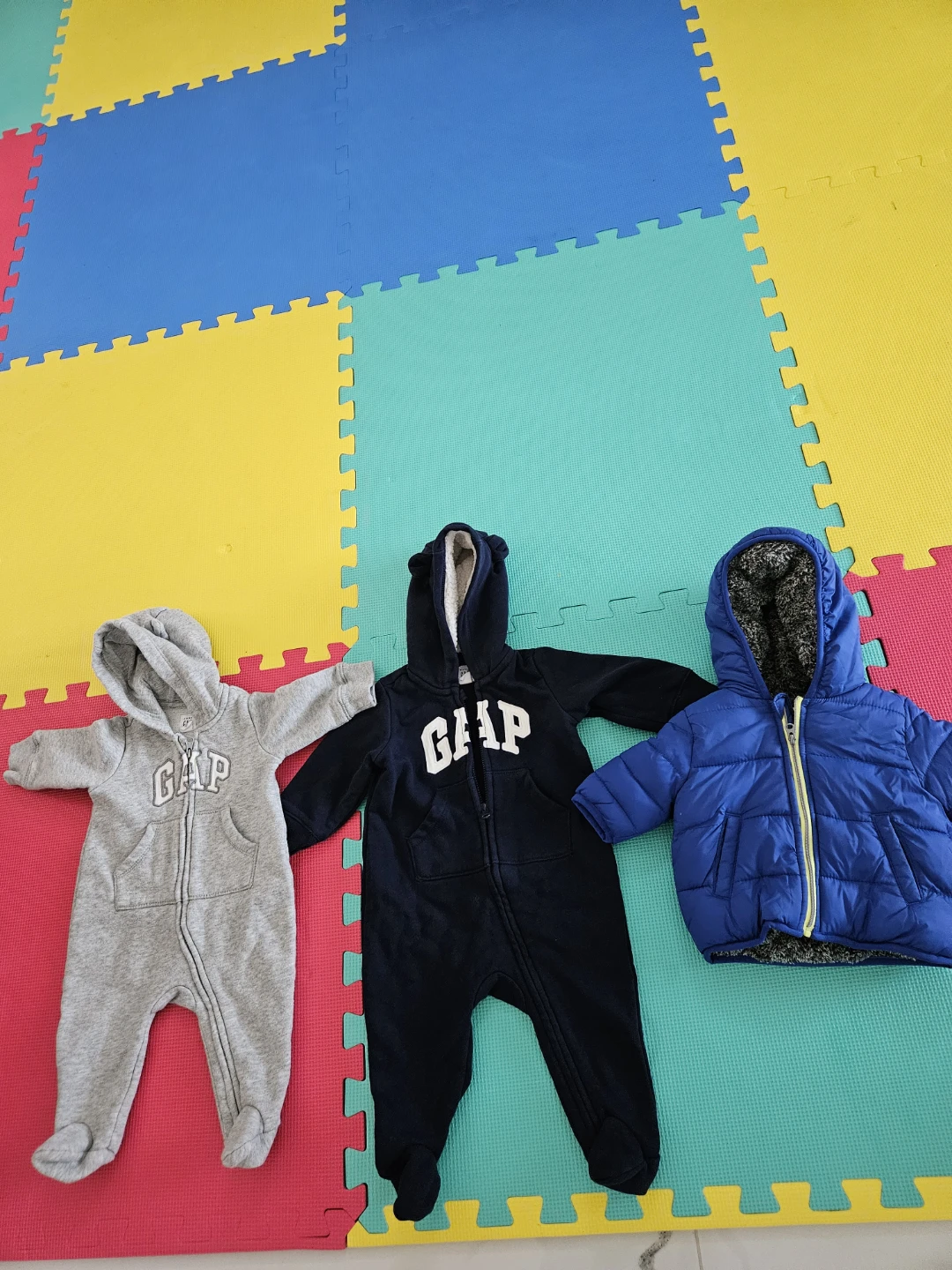 Baby Gap Bundle - 2 Hooded Rompers and 1 Puffer Jacket - photo 2