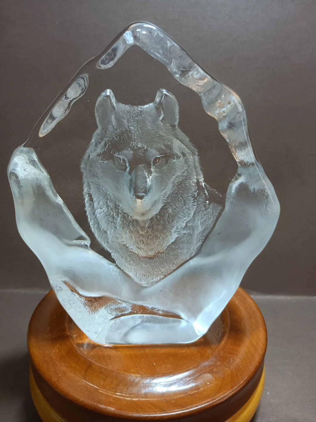 Mats Jonasson Wolf Glass Sculpture - photo 2