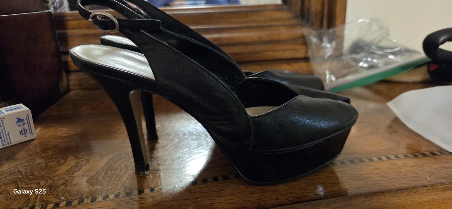 Nine West Black Slingback Heels