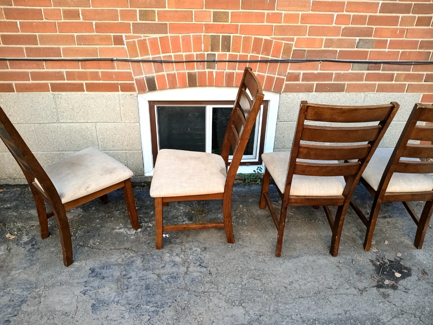 Set of 4 Wood Dining Chairs - photo 3