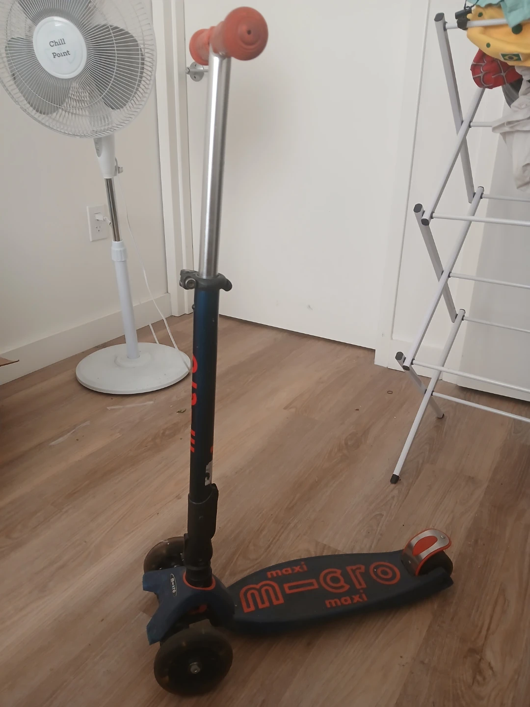 Micro Maxi Scooter Blue and Orange