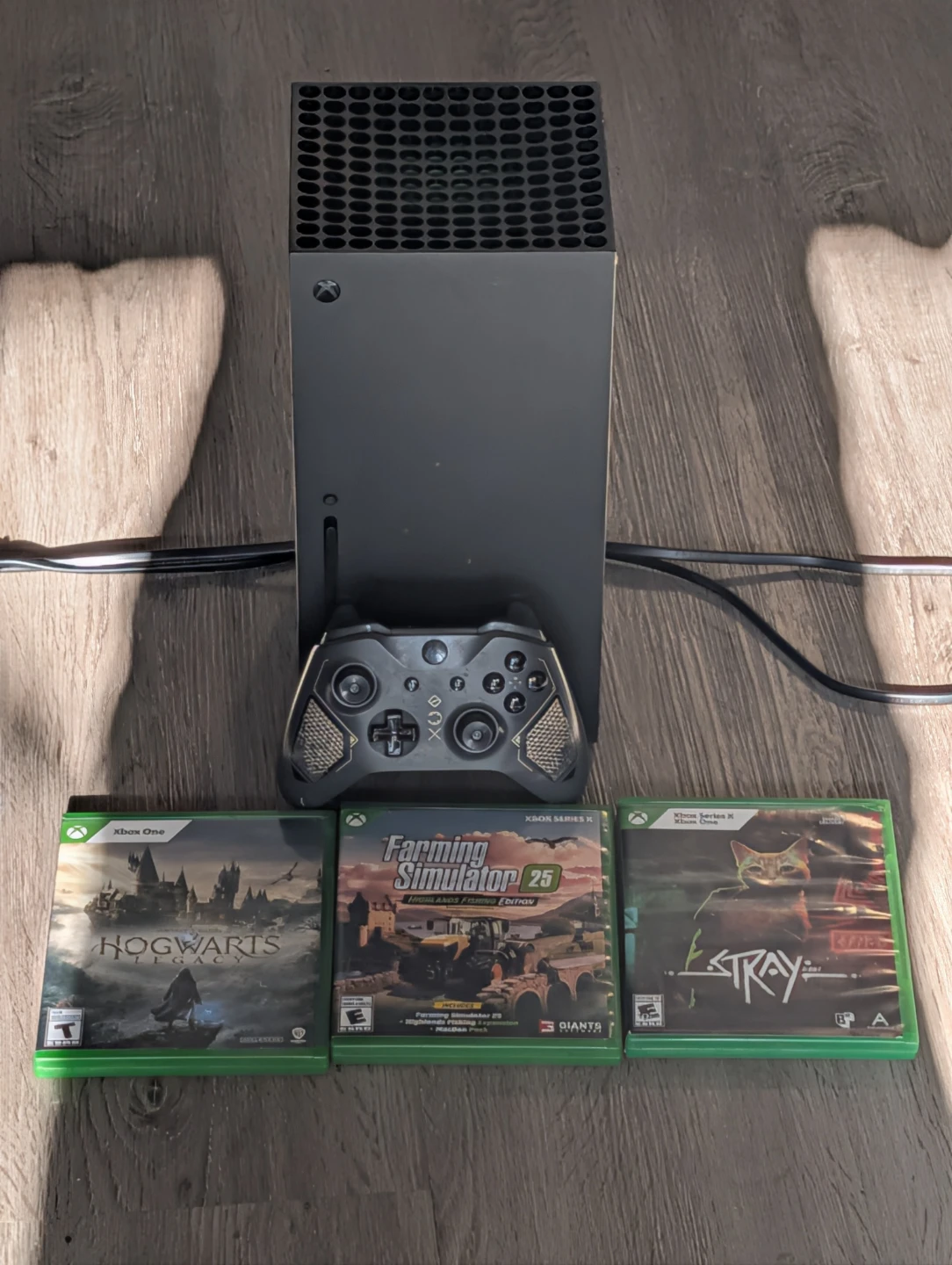 Xbox Series X Console Bundle with Games and Controller - photo 2