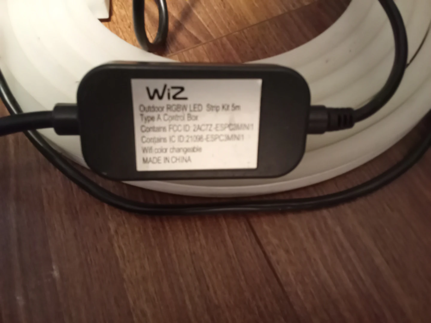 WiZ Outdoor RGBW LED Strip Kit 5m - photo 3