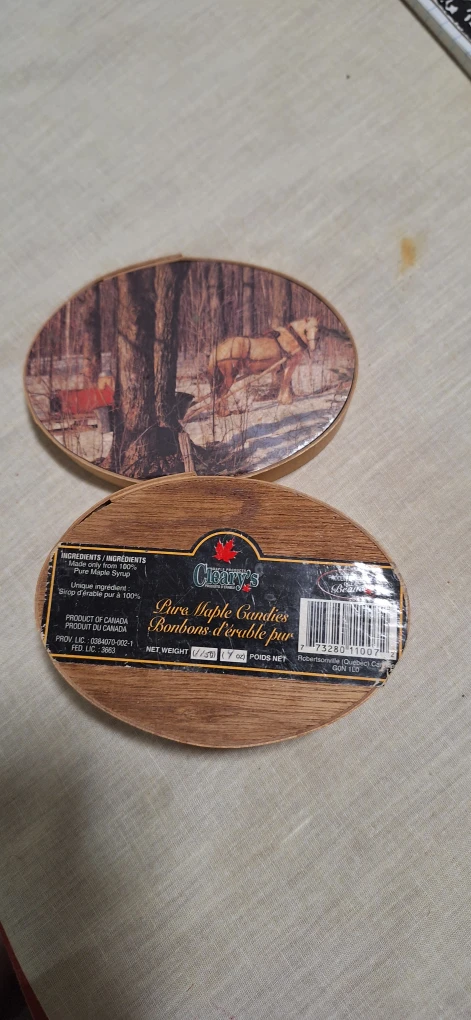 Cleary's Pure Maple Candies Wood Box - photo 2