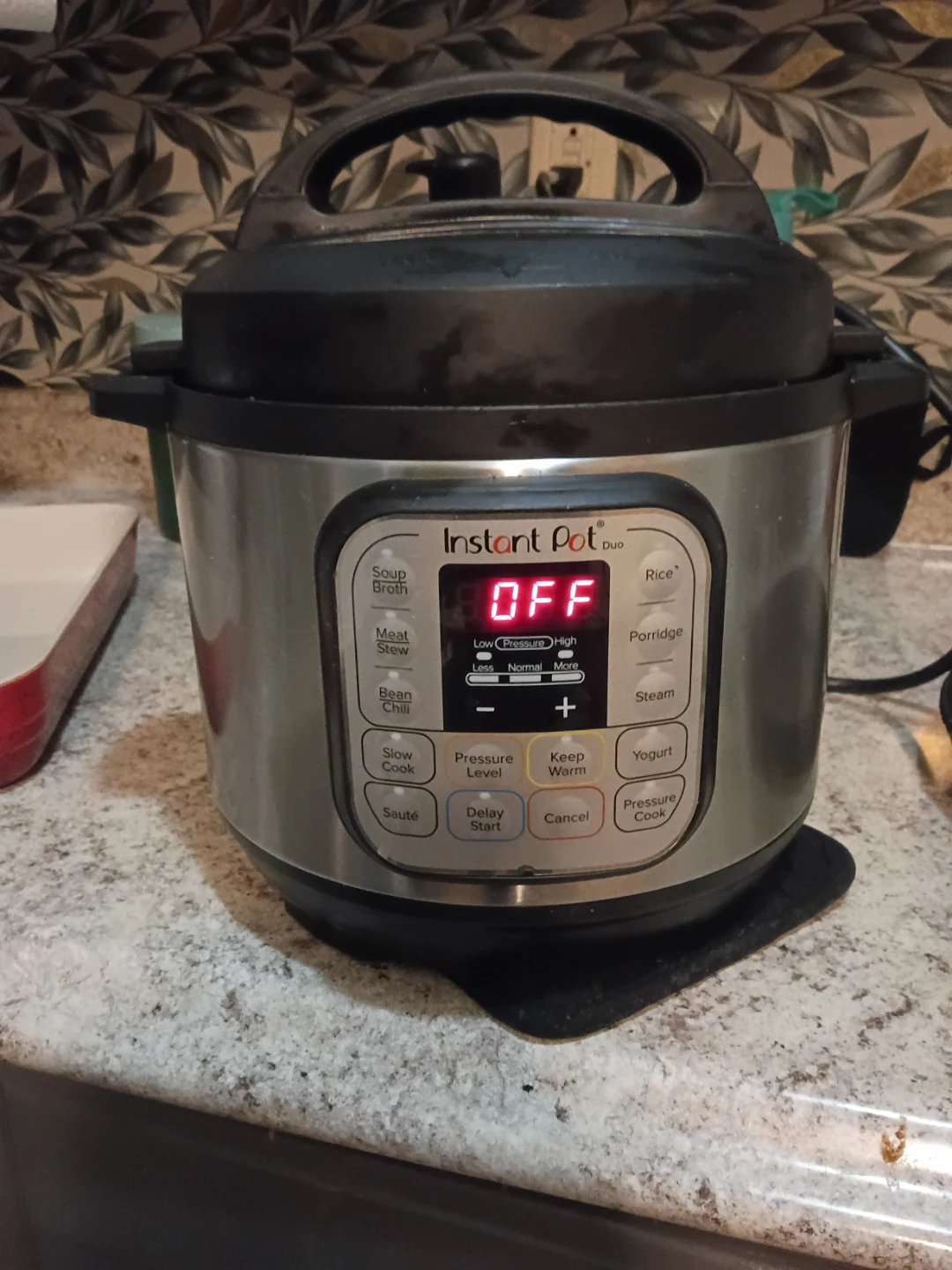 Instant Pot Duo Pressure Cooker - photo 4