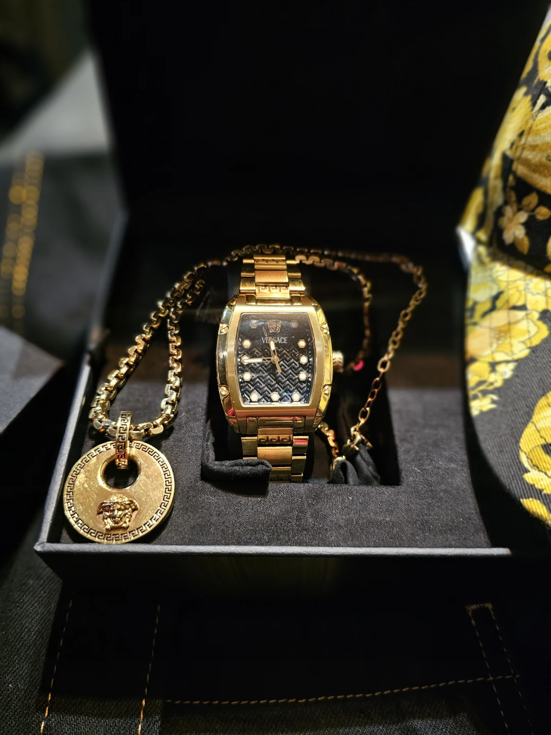 VERSACE - photo 3