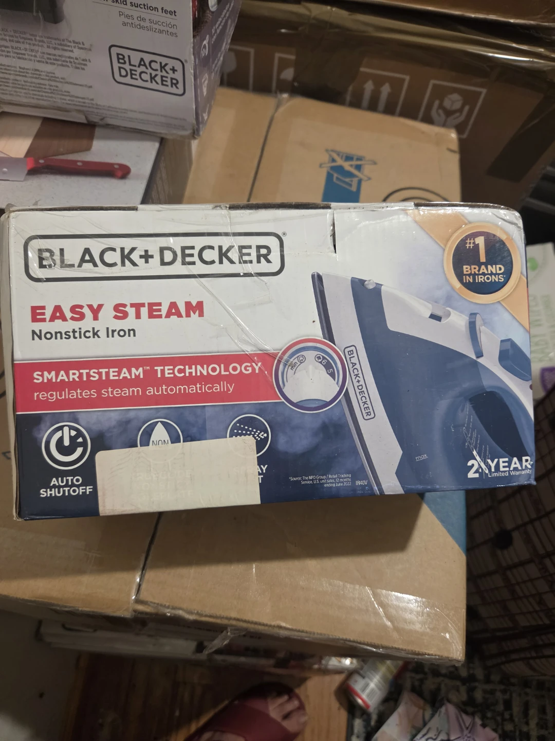 Black+Decker Easy Steam Nonstick Iron