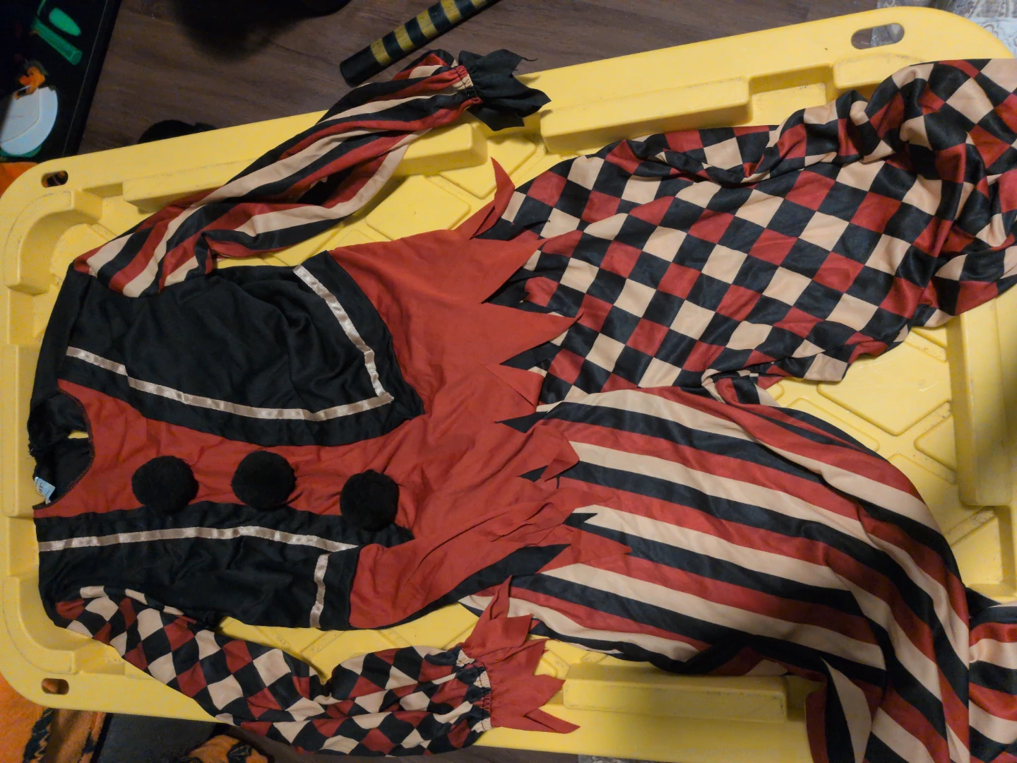 Spirit Halloween Cursed Clown Costume, Child Medium 8-10 - photo 3