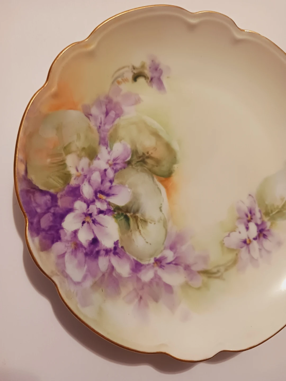 Lois Bavaria Porcelain Plate with Violet Motif - photo 3