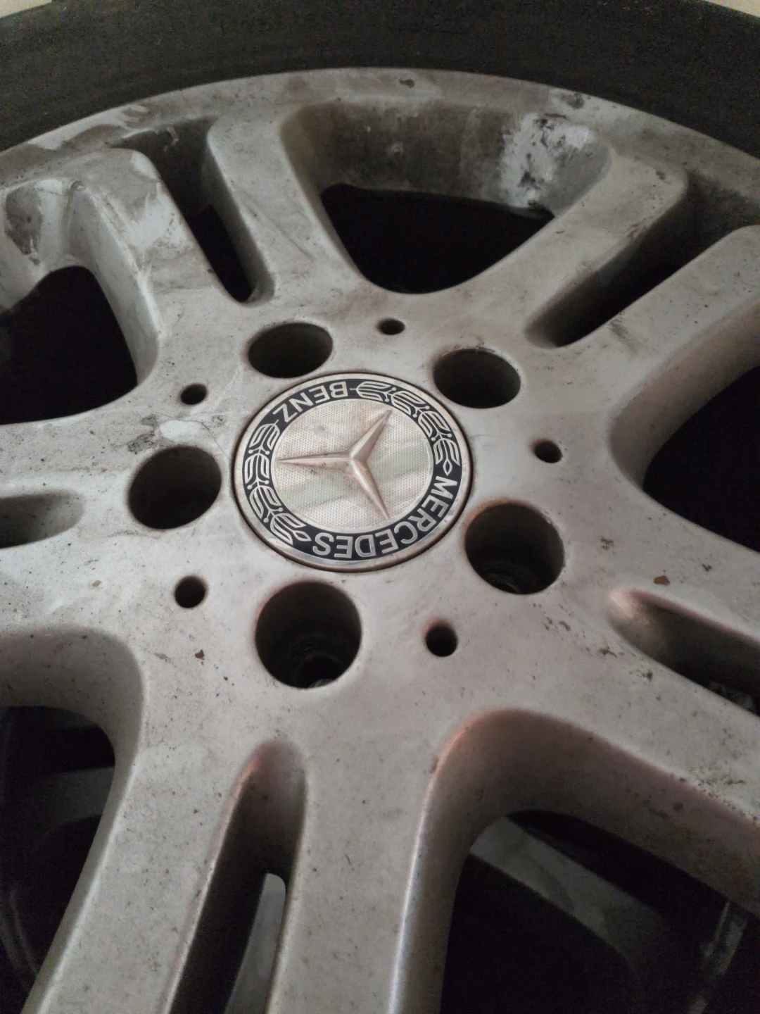 Set of 4 Mercedes-Benz Alloy Wheels with Tires - photo 2