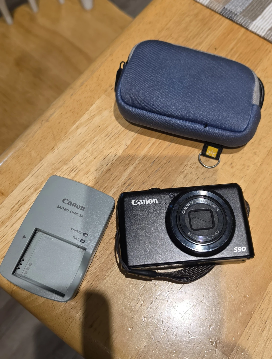 Canon PowerShot S90 Digital Camera - photo 3