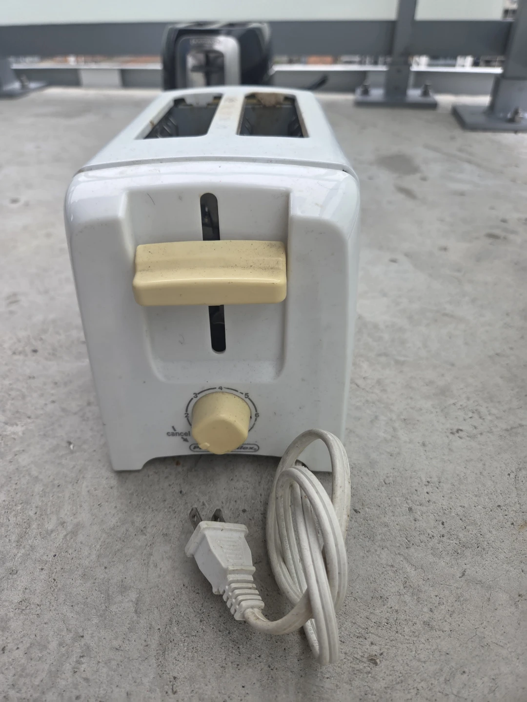 Proctor Silex 2-Slice Toaster - photo 2