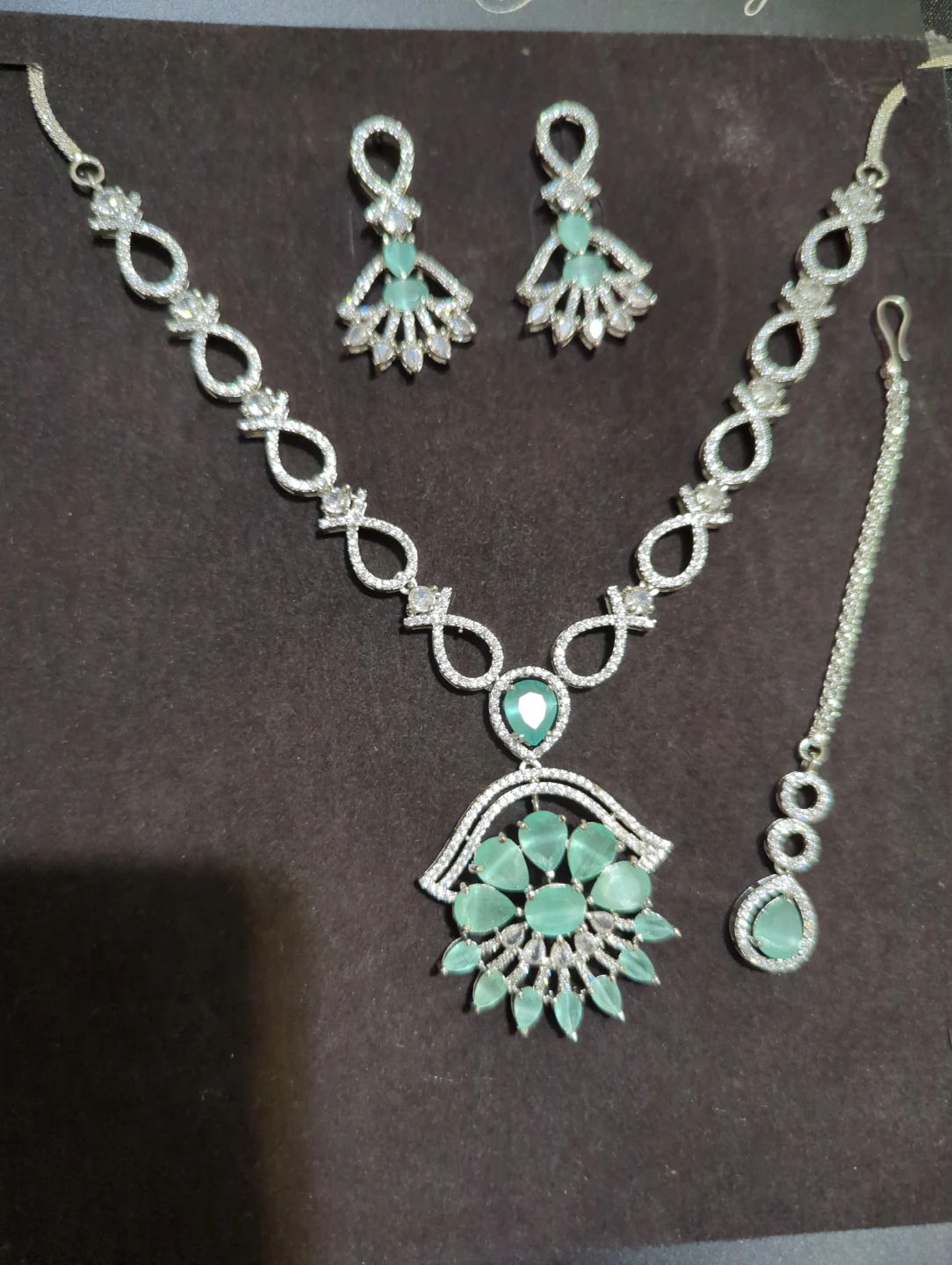 Mint Green and Silver Jewellery Set
