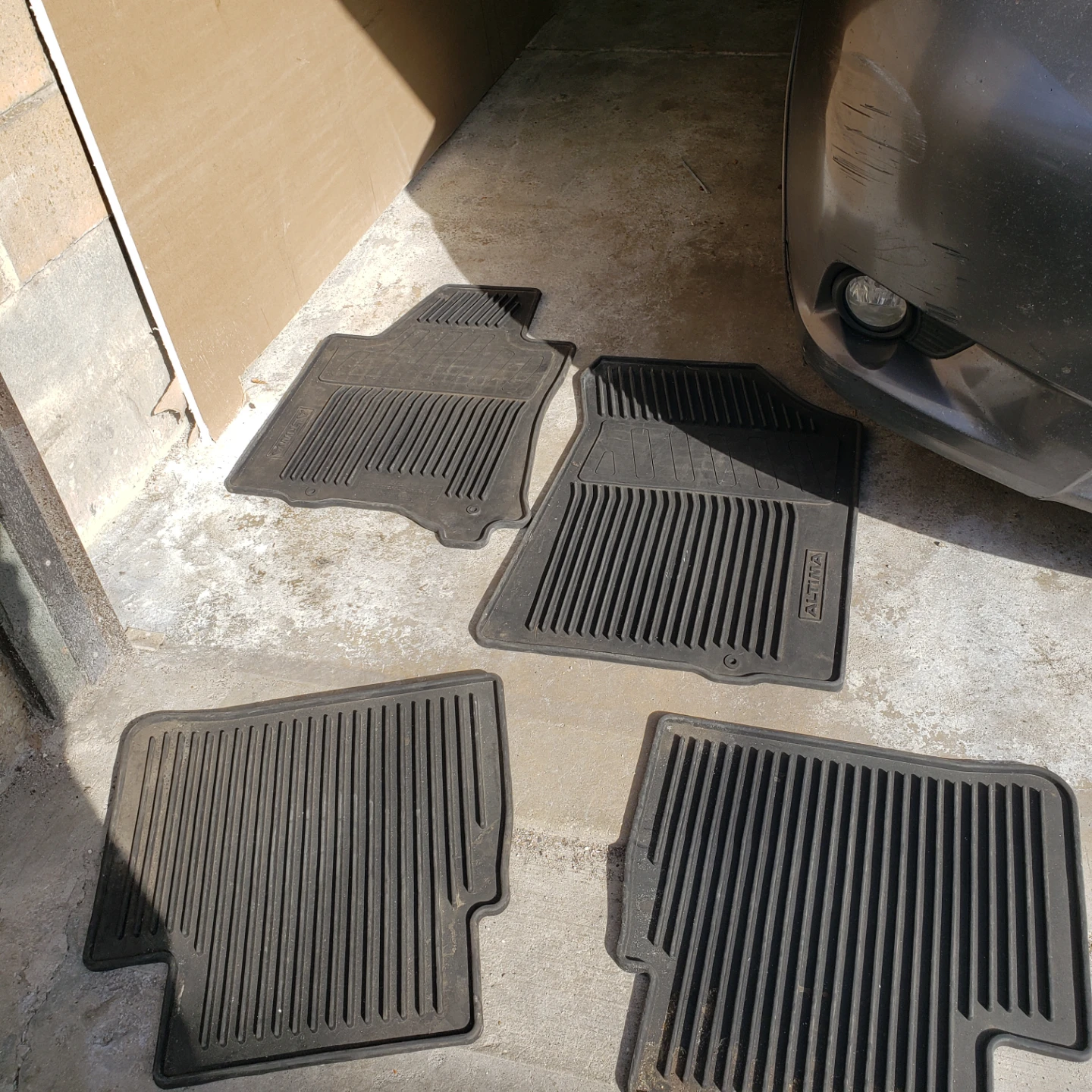 Nissan Altima Rubber Floor Mats